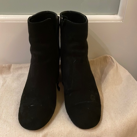 Bundle***Women’s size 4, both pairs are about 2 inches tall. - Picture 1 of 7